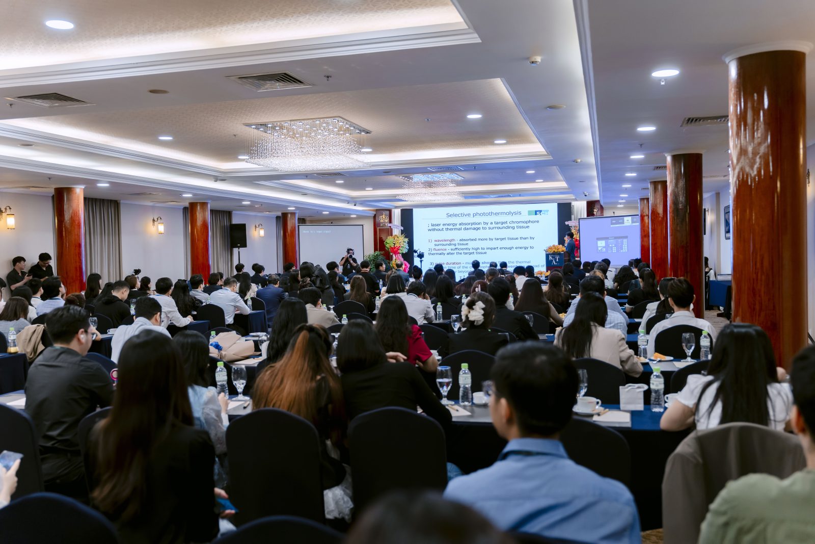 The first K.A.T 2025 Conference attracted the participation of 300 doctors and distinguished guests.