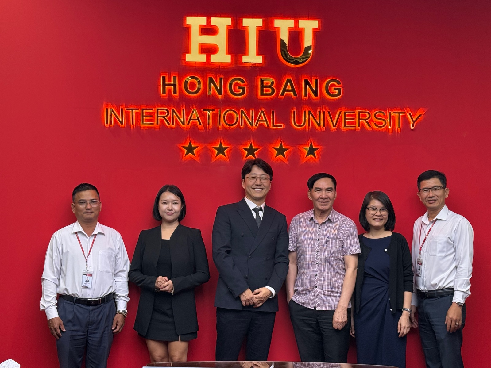 Đoàn KBIT gặp gỡ Đại học Quốc tế Hồng Bàng